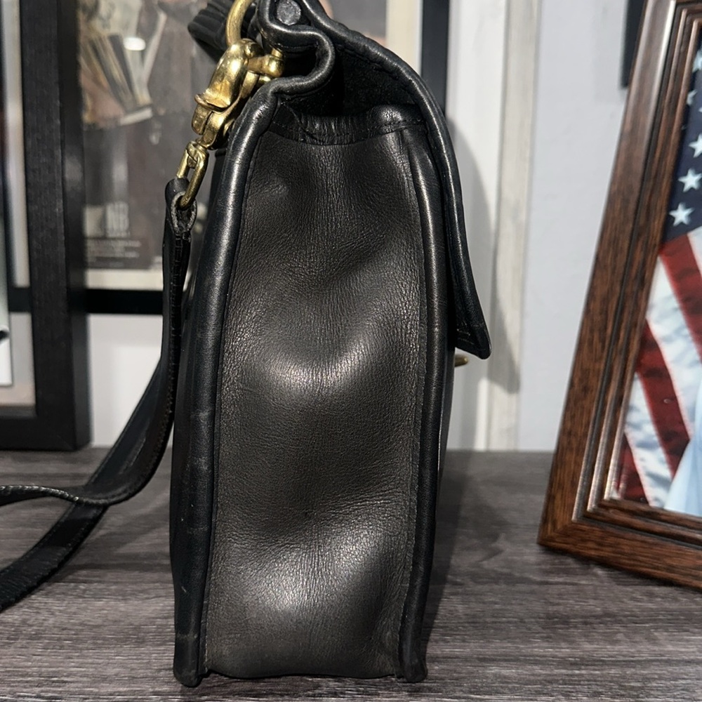 Vintage Coach Willis Black
Leather Cross-body/Satchel/Top Handle
Bag 9927 - Picture 6 of 16